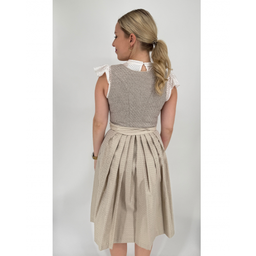 Dirndl Zaya