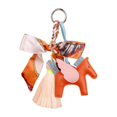 Dirndl charm